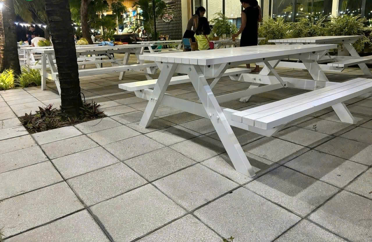 户外 Composite/FRP 桌椅：轻质耐腐蚀设计要点