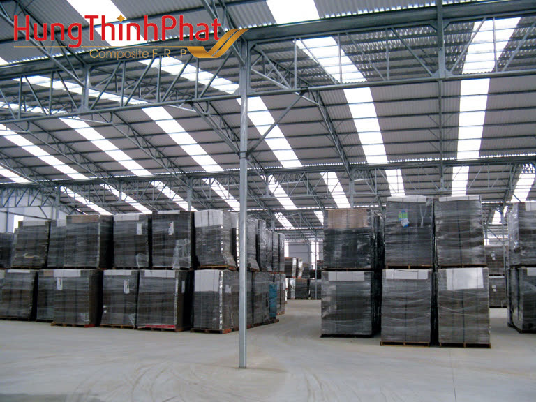Vì sao bạn phải sử dụng tấm lợp giả cùng giá với tấm lợp lấy sáng chính hãng tại nhà máy Hưng Thịnh Phát.
